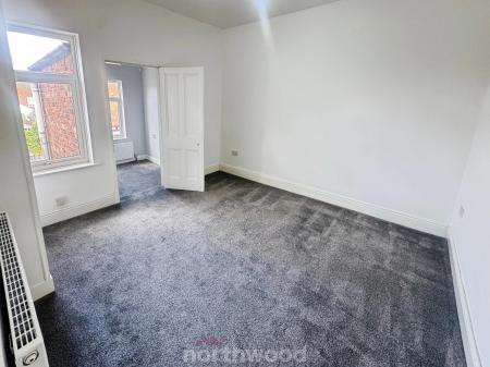 3 bedroom Terraced House for sale in Upper Kenyon Street, Thorne, Doncaster, DN8