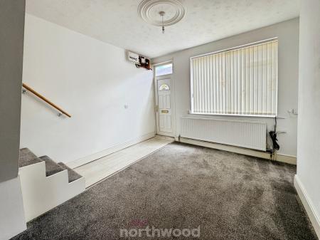 3 bedroom Terraced House for sale in Upper Kenyon Street, Thorne, Doncaster, DN8