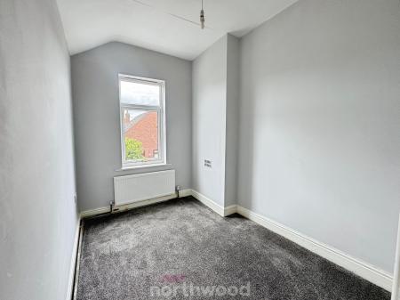 3 bedroom Terraced House for sale in Upper Kenyon Street, Thorne, Doncaster, DN8
