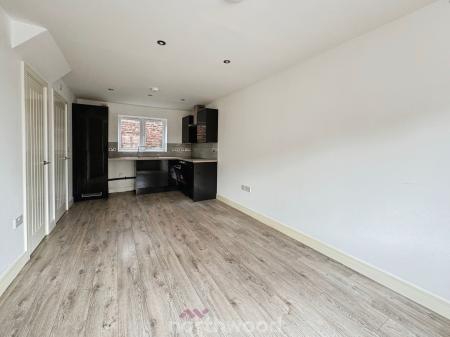 2 bedroom Terraced House to let in The Old Vicarage, Thorne, Doncaster, DN8