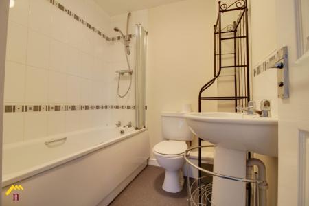 3 bedroom End of terrace house to let in Birch Grove, Goole, DN14