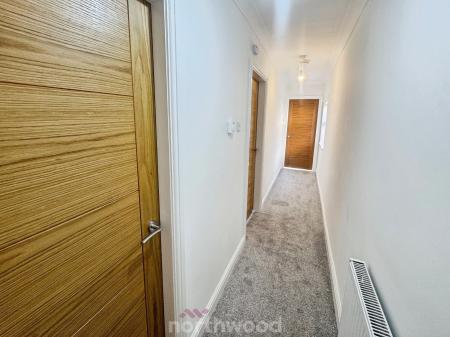 1 bedroom Flat to let in King Street, Thorne, Doncaster, DN8
