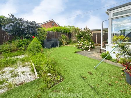 3 bedroom Detached bungalow for sale in Newfield Avenue, Moorends, Doncaster, DN8