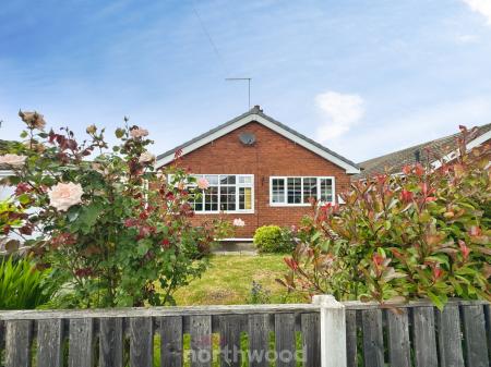 3 bedroom Detached bungalow for sale in Newfield Avenue, Moorends, Doncaster, DN8