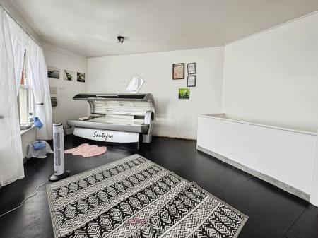 0 bedroom Commercial Property for sale in The Circle, Moorends, Doncaster, DN8