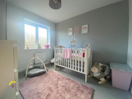3 bedroom Semi-detached house to let in Garratt Way, Thorne, Doncaster, DN8