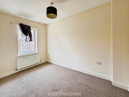 3 bedroom Terraced House to let in Stonegate, Thorne, Doncaster, DN8