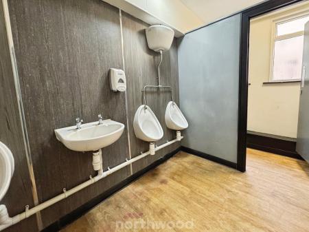 0 bedroom Commercial Property for sale in Market Place, Thorne, Doncaster, DN8