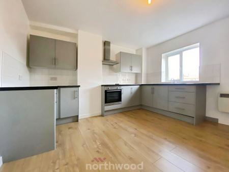 1 bedroom Flat to let in High Street, Crowle, DN17