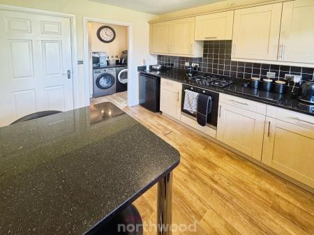 4 bedroom Detached house for sale in Bryson Close, Thorne, Doncaster, DN8