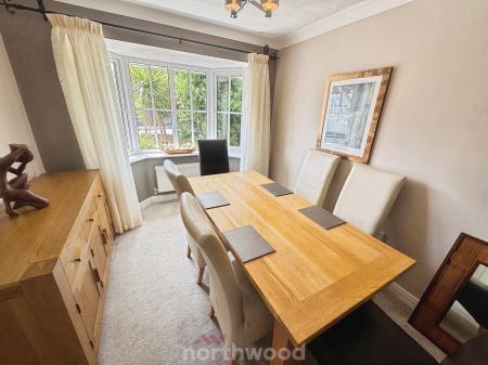 4 bedroom Detached house for sale in Bryson Close, Thorne, Doncaster, DN8