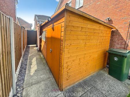 4 bedroom Detached house for sale in Bryson Close, Thorne, Doncaster, DN8
