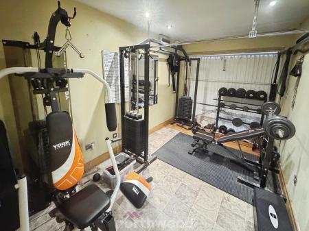 4 bedroom Detached house for sale in Bryson Close, Thorne, Doncaster, DN8