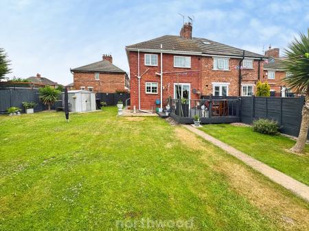 3 bedroom Semi-detached house for sale in Geneva Square, Moorends, Doncaster, DN8