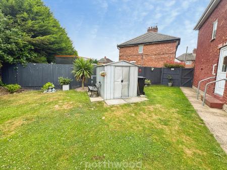 3 bedroom Semi-detached house for sale in Geneva Square, Moorends, Doncaster, DN8