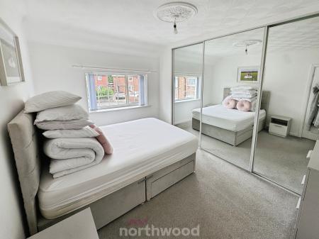 3 bedroom Semi-detached house for sale in Geneva Square, Moorends, Doncaster, DN8