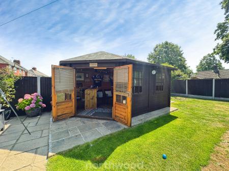 3 bedroom Semi-detached house for sale in Alexandra Road, Moorends, Doncaster, DN8