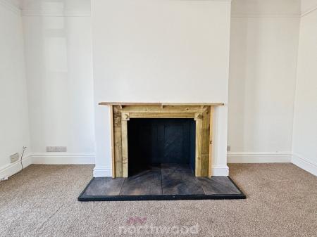4 bedroom Terraced House to let in Fountayne Street, Goole, DN14