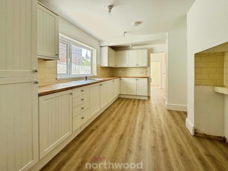 4 bedroom Terraced House to let in Fountayne Street, Goole, DN14