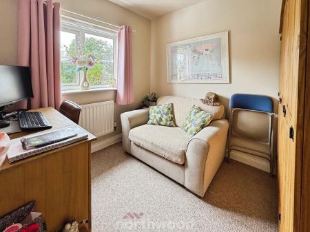 3 bedroom Detached house for sale in Union Road, Thorne, Doncaster, DN8