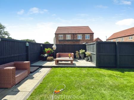 4 bedroom Terraced House for sale in Wharf Crescent, Thorne, Doncaster, DN8