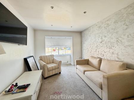 4 bedroom Terraced House for sale in Wharf Crescent, Thorne, Doncaster, DN8