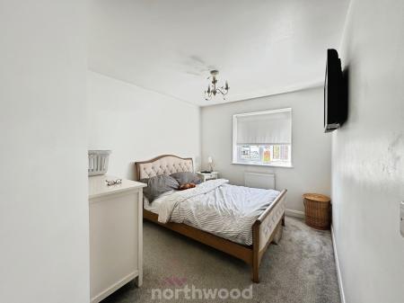 4 bedroom Terraced House for sale in Wharf Crescent, Thorne, Doncaster, DN8