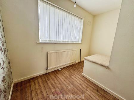 3 bedroom Terraced House for sale in Foxhill Road, Thorne, DN8