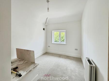 3 bedroom Semi-detached house for sale in Grange Grove, Moorends, Doncaster, DN8