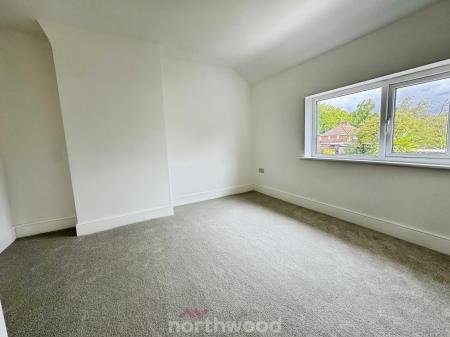 3 bedroom Semi-detached house for sale in Grange Grove, Moorends, Doncaster, DN8
