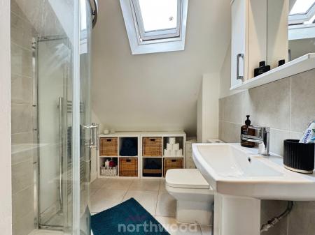 5 bedroom Link detached house for sale in Wharf Crescent, Thorne, Doncaster, DN8