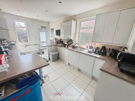 1 bedroom House share to let in North Eastern Road, Thorne, Doncaster, DN8