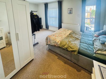 1 bedroom House share to let in North Eastern Road, Thorne, Doncaster, DN8