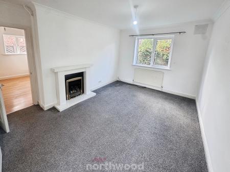 3 bedroom Terraced House to let in South Road, Moorends, Doncaster, DN8