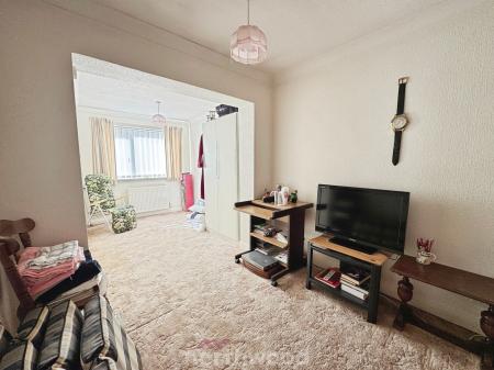 3 bedroom Semi-detached bungalow for sale in Park Crescent, Thorne, Doncaster, DN8