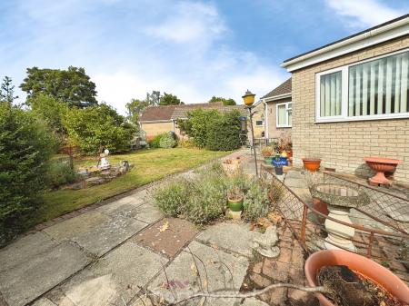 3 bedroom Semi-detached bungalow for sale in Park Crescent, Thorne, Doncaster, DN8