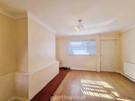 3 bedroom Terraced House to let in St Catherines Avenue, Balby, Doncaster, DN4