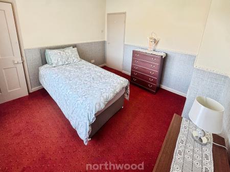 3 bedroom Semi-detached house for sale in Ellison Street, Thorne, Doncaster, DN8