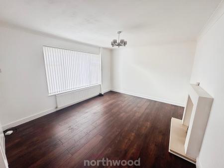 3 bedroom End of terrace house to let in Haynes Road, Thorne, Doncaster, DN8