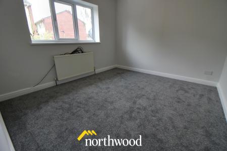 2 bedroom Semi-detached house to let in Pinfold Lane, Thorne, Doncaster, DN8