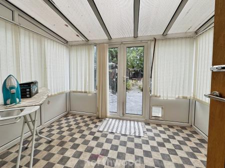 3 bedroom Semi-detached house for sale in Haig Road, Moorends, Doncaster, DN8