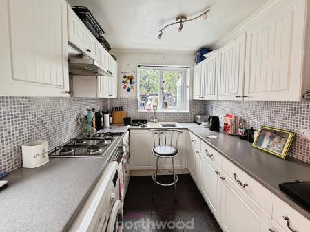 3 bedroom Semi-detached house for sale in Haig Road, Moorends, Doncaster, DN8