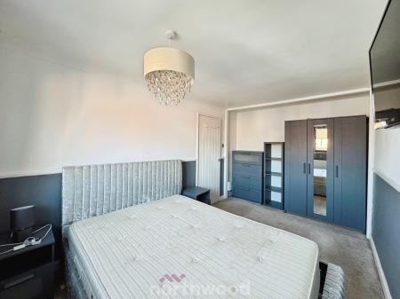 3 bedroom Semi-detached house to let in St Georges Road, Thorne, Doncaster, DN8