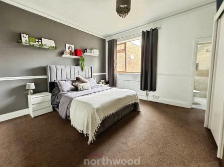 6 bedroom Terraced House for sale in Salisbury Avenue, Goole, Goole, DN14