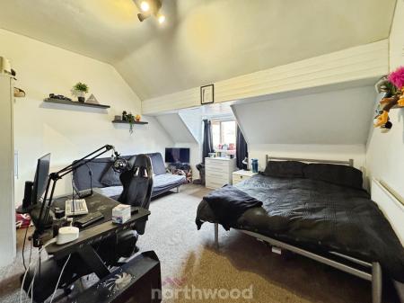 6 bedroom Terraced House for sale in Salisbury Avenue, Goole, Goole, DN14