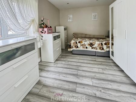 3 bedroom Detached house to let in Miller Close, Thorne, Doncaster, DN8