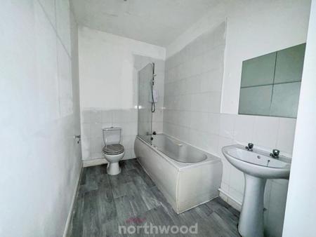 1 bedroom Flat to let in Waverley Court, Thorne, Doncaster, DN8