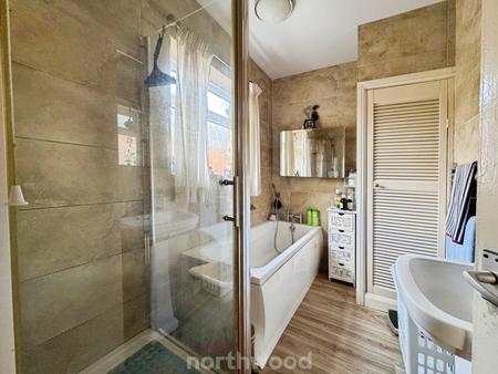 2 bedroom Detached bungalow for sale in Ashfield Avenue, Thorne, Doncaster, DN8