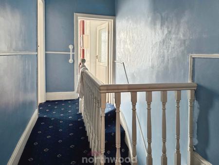 2 bedroom Terraced House for sale in King Edward Road, Thorne, Doncaster, DN8