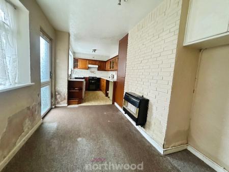 2 bedroom Terraced House for sale in King Edward Road, Thorne, Doncaster, DN8
